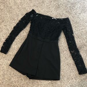 🍒 Black Laced Romper